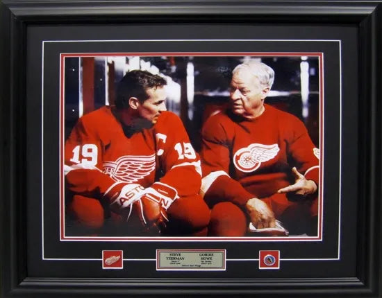 Gordie Howe & Steve Yzerman - Custom framed 16" x 20" photo