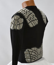 Load image into Gallery viewer, ZOOMBANG - 5 Polyshield Back/Shoulder/Deltoid Protective Shirt