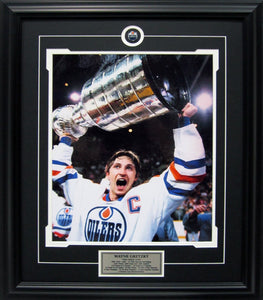 Wayne Gretzky framed 16" x 20" Stanley Cup photo